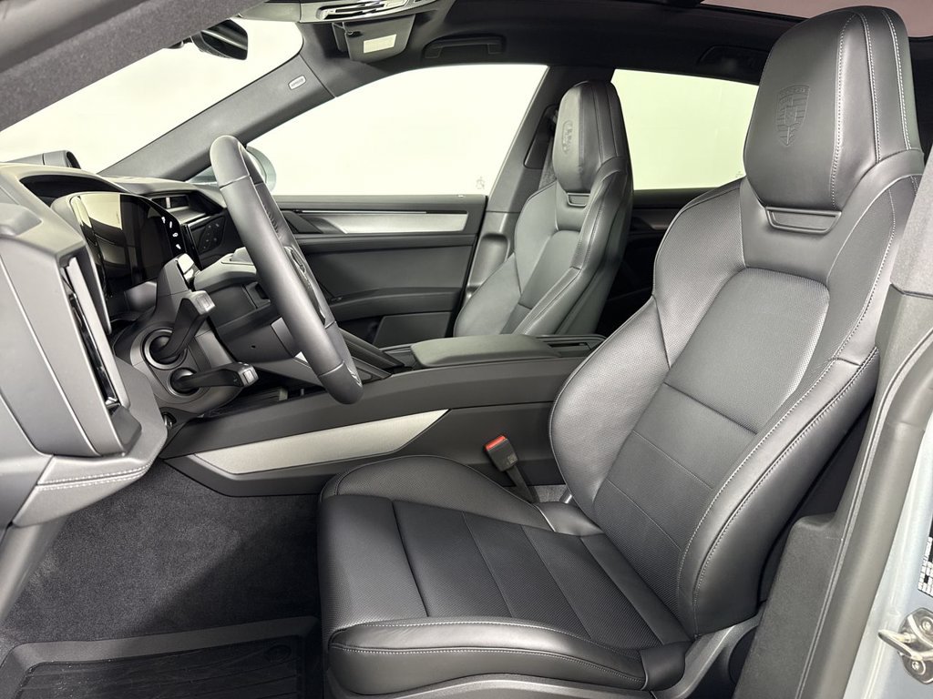 New 2026 Porsche Cayenne Electric AWD/4WD image 5