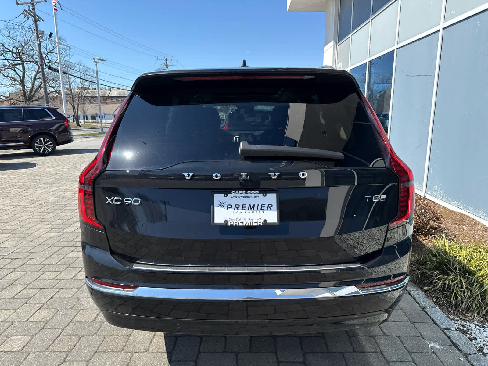 New 2026 Volvo XC90 T8 Ultra w/ Protection Package Premier AWD/4WD image 16