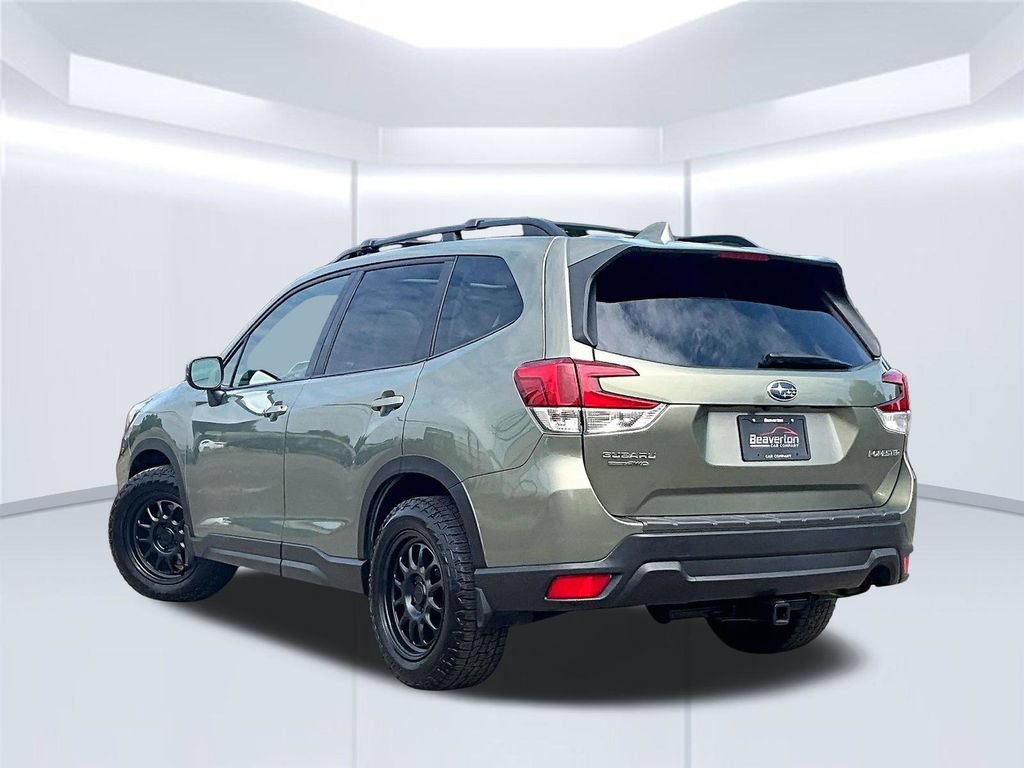 Used 2019 Subaru Forester Premium w/ All-Weather Package AWD/4WD image 13