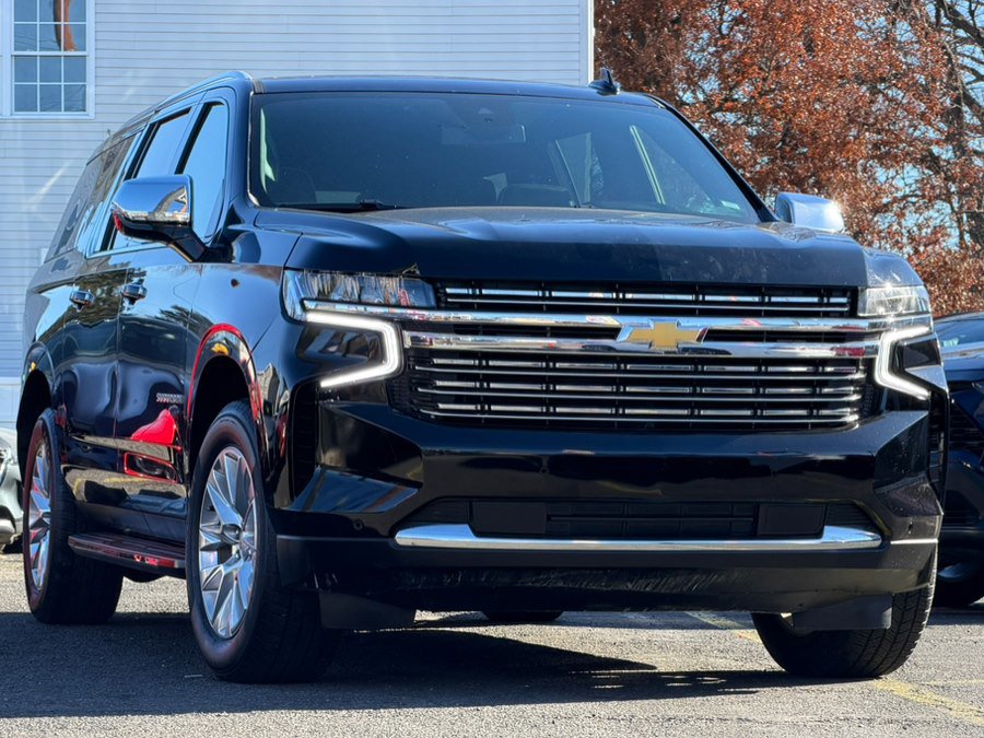 Used 2024 Chevrolet Suburban Premier image 4