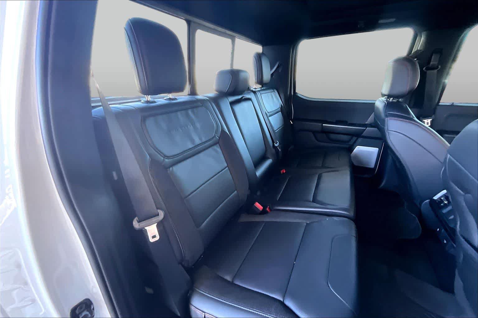 Used 2025 Ford F150 Raptor AWD/4WD image 17