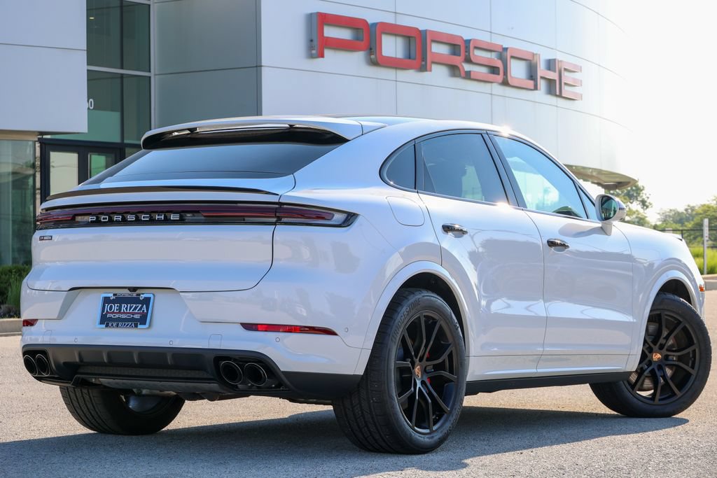 Certified 2026 Porsche Cayenne S AWD/4WD image 11