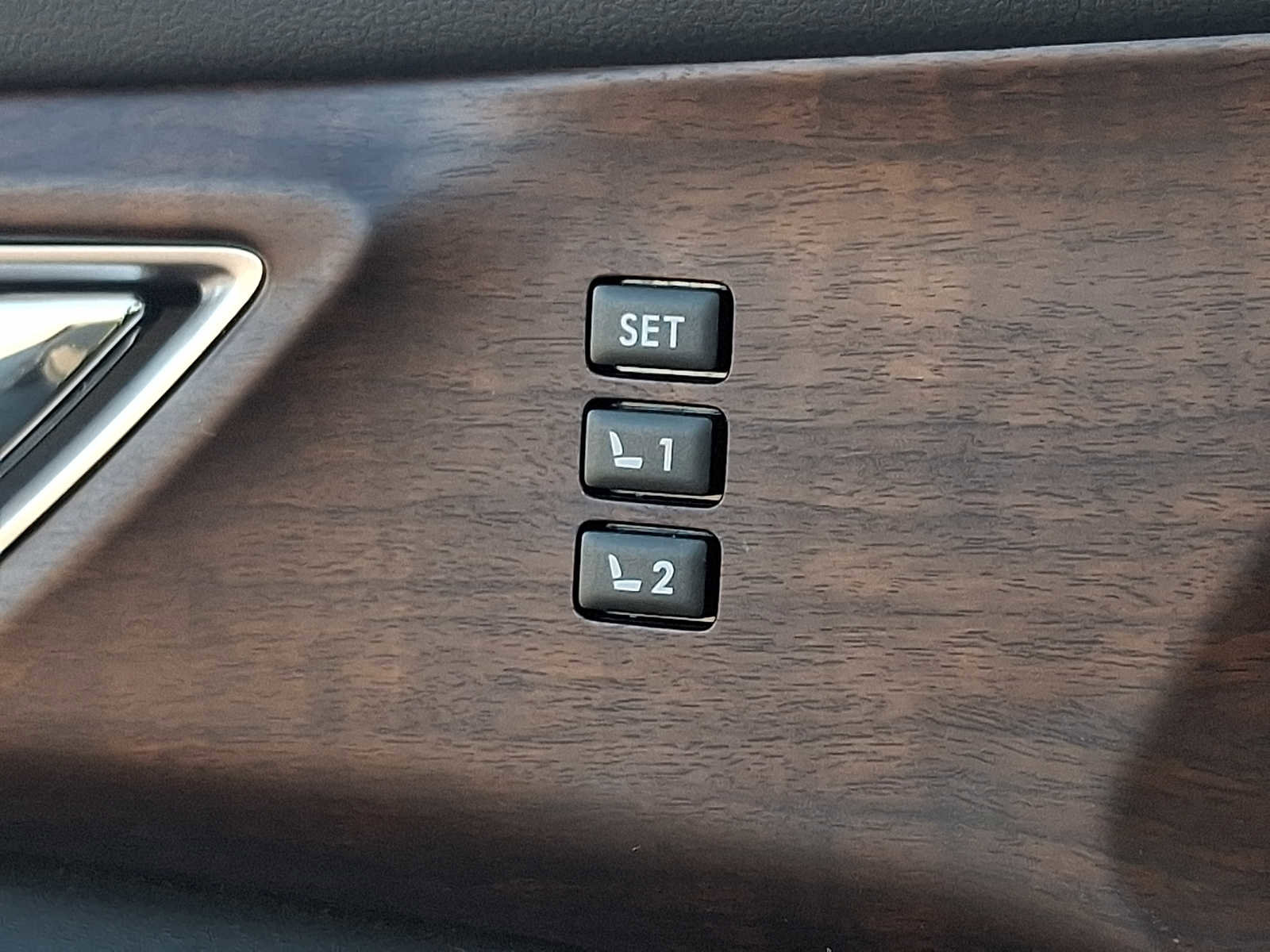 Used 2023 Subaru Ascent Touring image 29