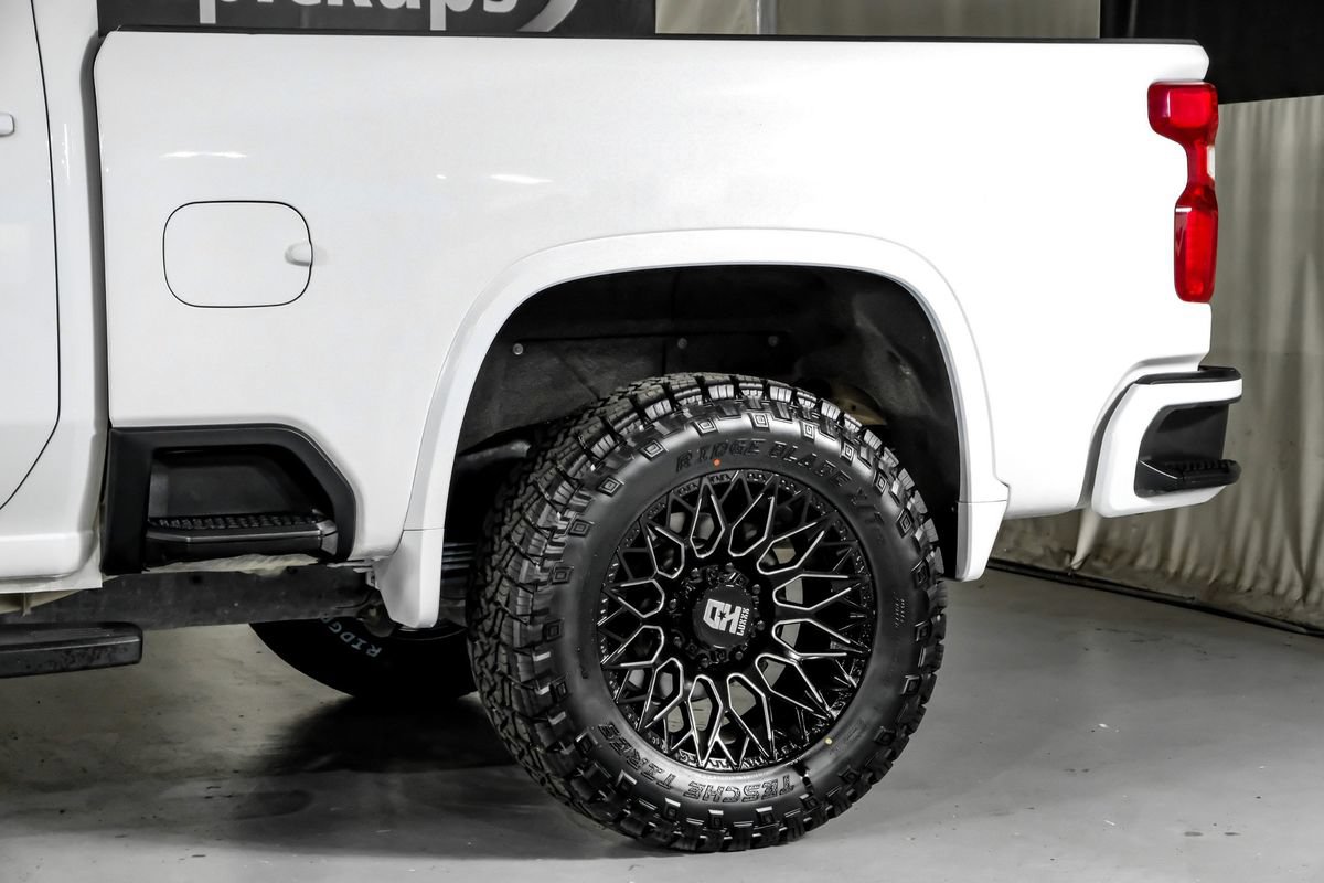 Used 2025 Chevrolet Silverado 2500 LT AWD/4WD image 14