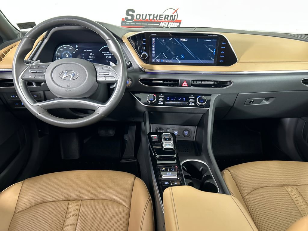 Certified 2021 Hyundai Sonata Limited w/ Cargo Package FWD image 18