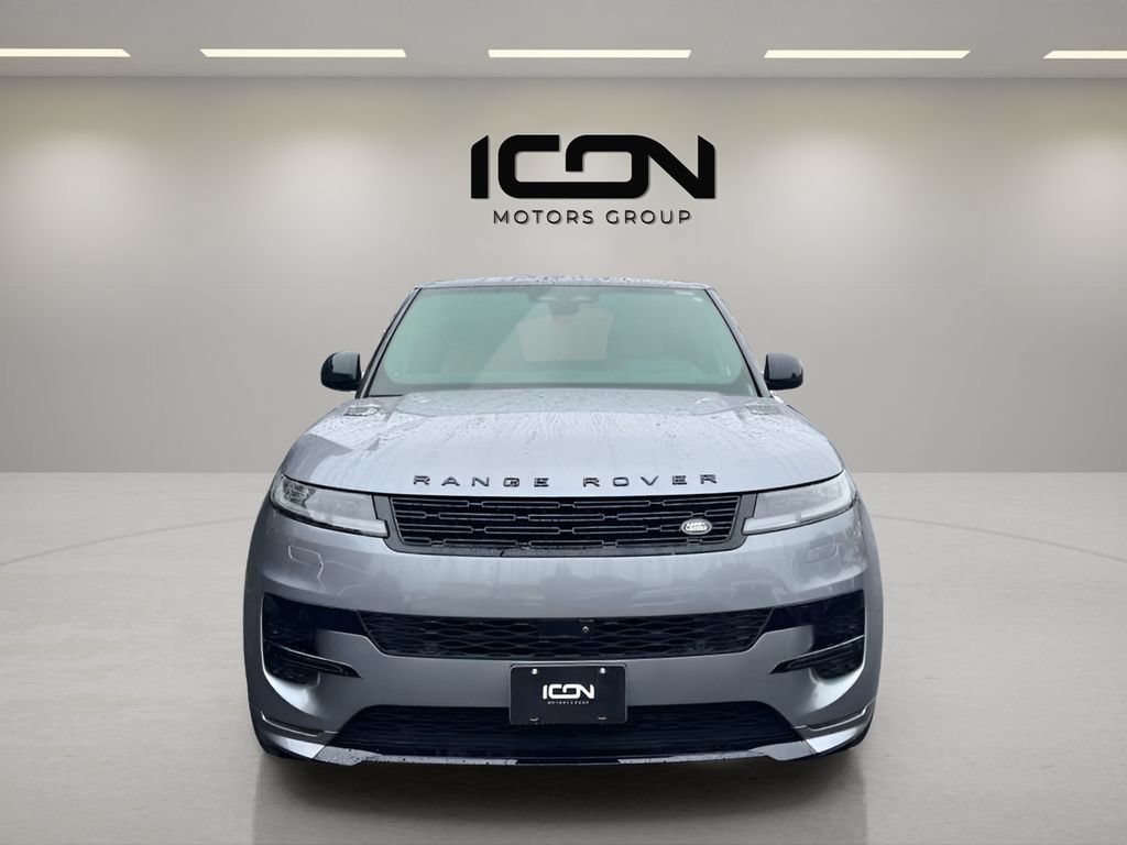 Used 2025 Land Rover Range Rover Sport Dynamic SE AWD/4WD image 8