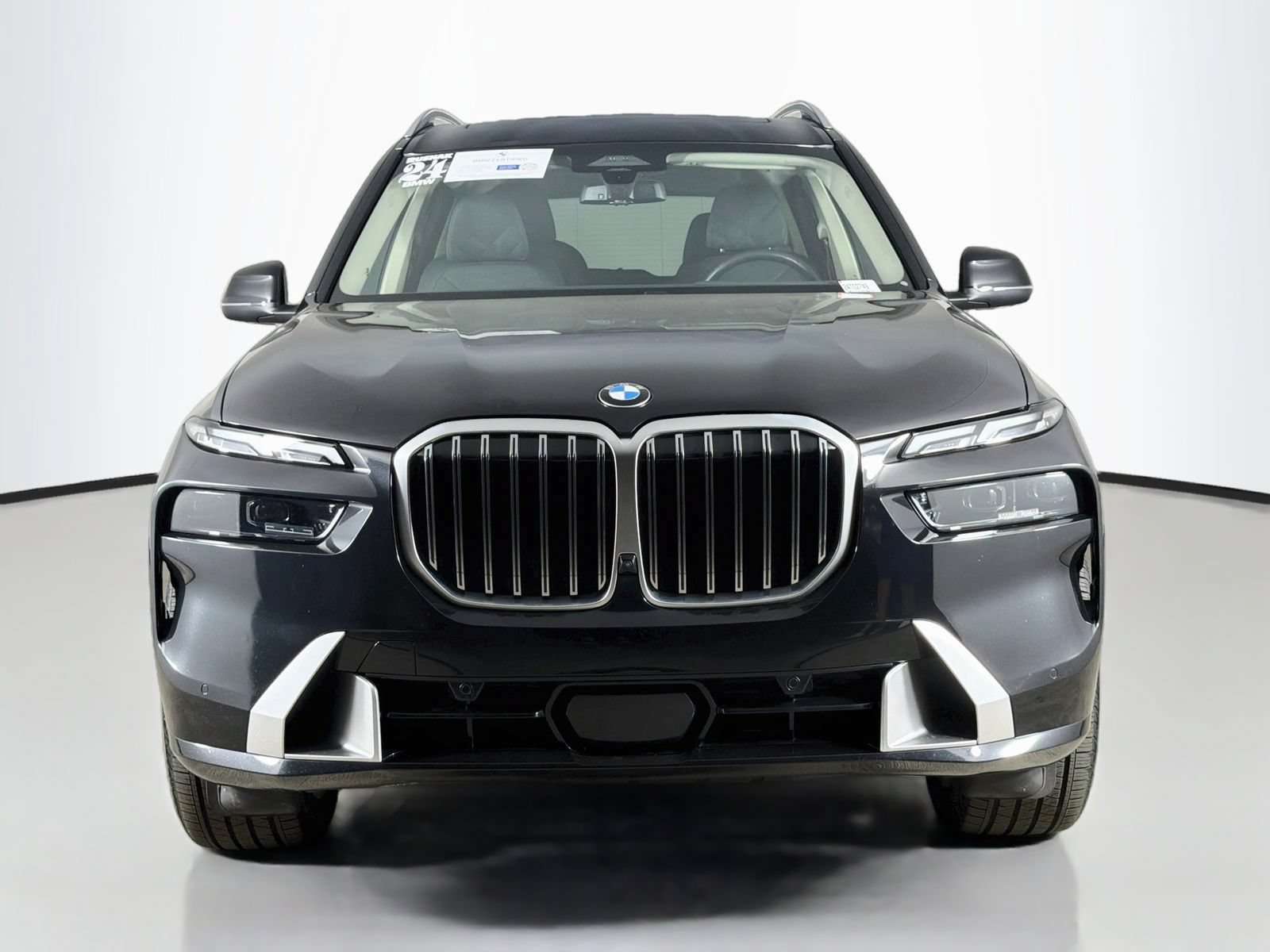 Certified 2024 BMW X7 xDrive40i w/ Parking Assistance Package AWD/4WD image 2