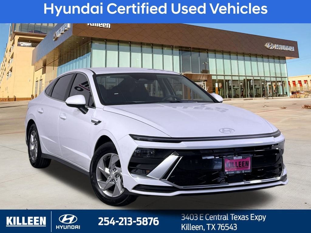 Used 2025 Hyundai Sonata SE image 1