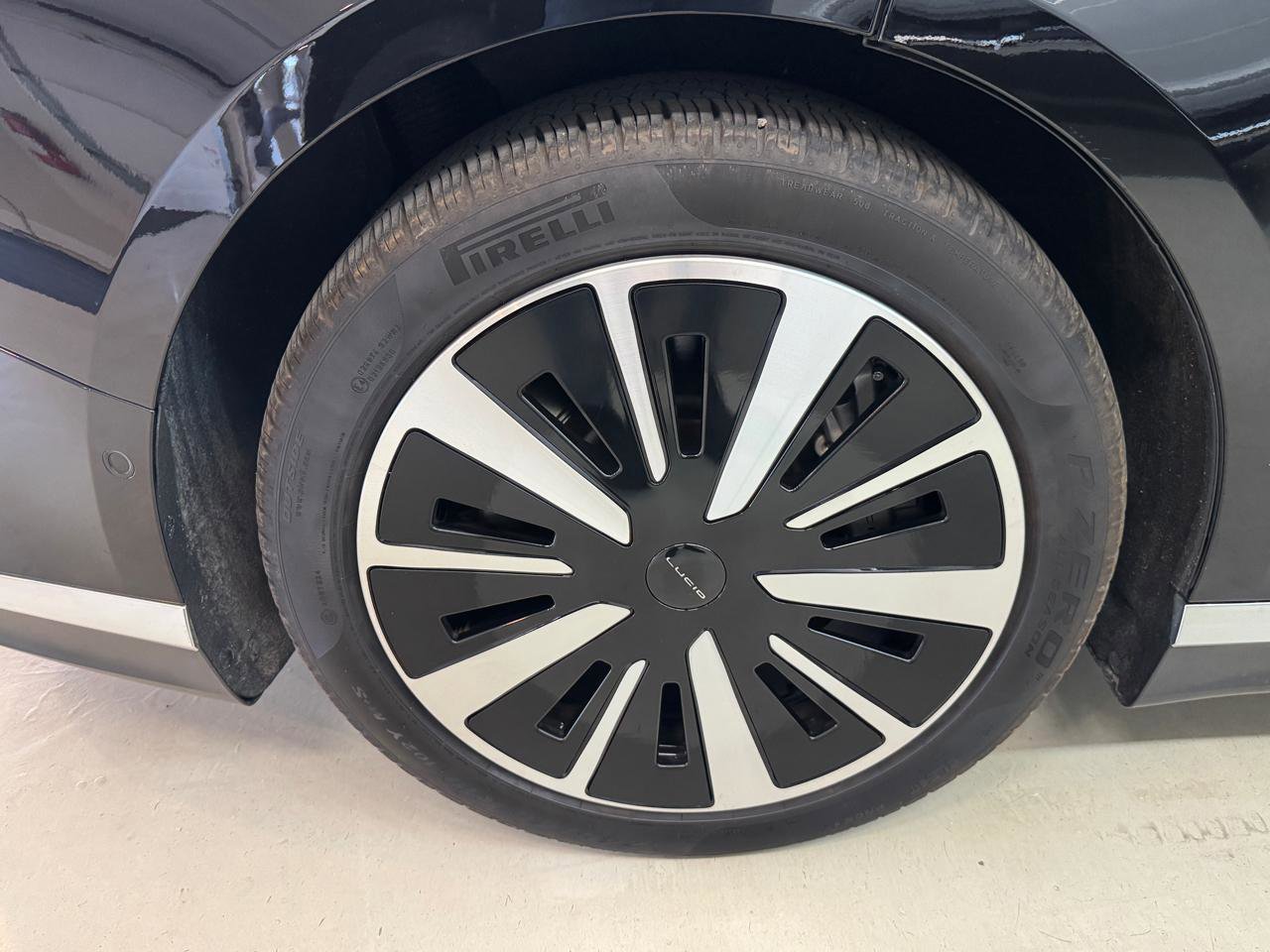 Used 2023 Lucid Air Touring AWD/4WD image 24