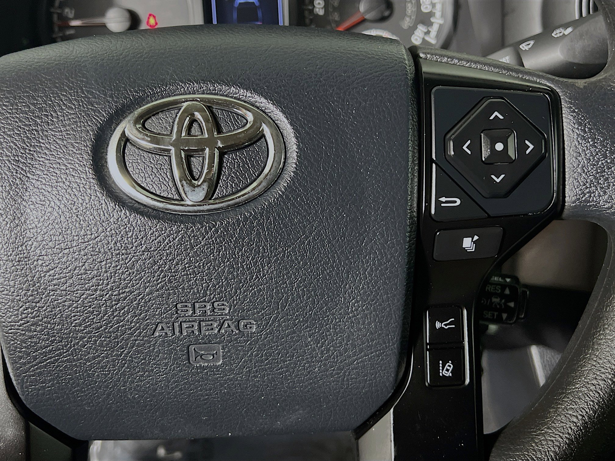 Used 2019 Toyota Tacoma SR w/ SR Convenience Package RWD image 19
