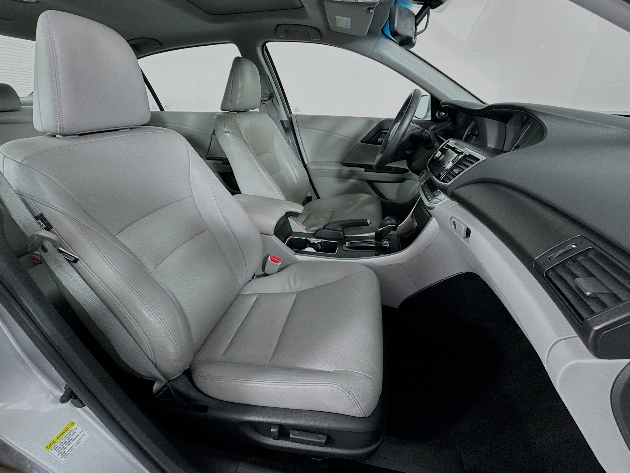 Used 2014 Honda Accord EX-L image 27