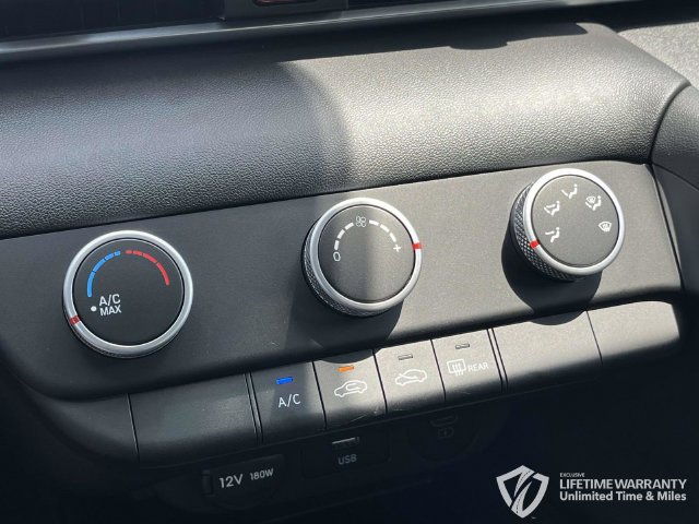 New 2026 Hyundai Elantra SE FWD image 24