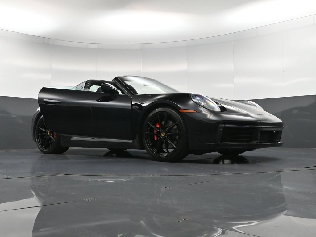 Certified 2024 Porsche 911 Targa 4S AWD/4WD image 36