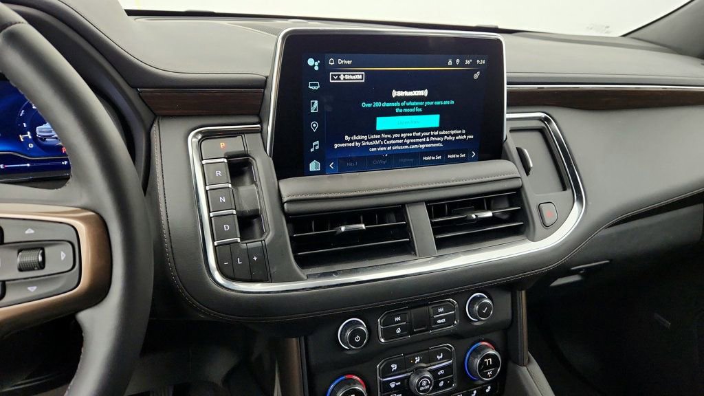 Used 2024 Chevrolet Tahoe High Country w/ Advanced Technology Package image 17