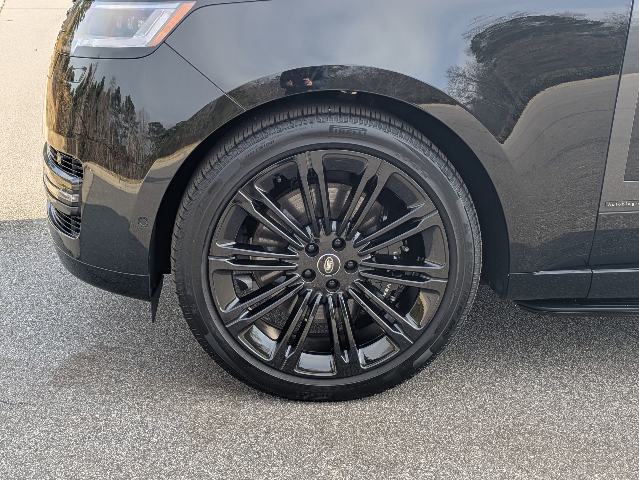 Used 2025 Land Rover Range Rover Long Wheelbase Autobiography image 34