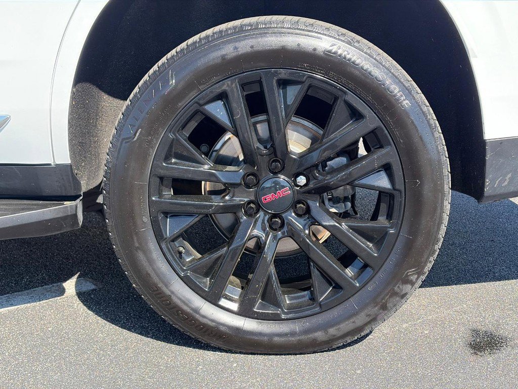 Used 2023 GMC Yukon Denali w/ LPO, Floor Liner Package image 9