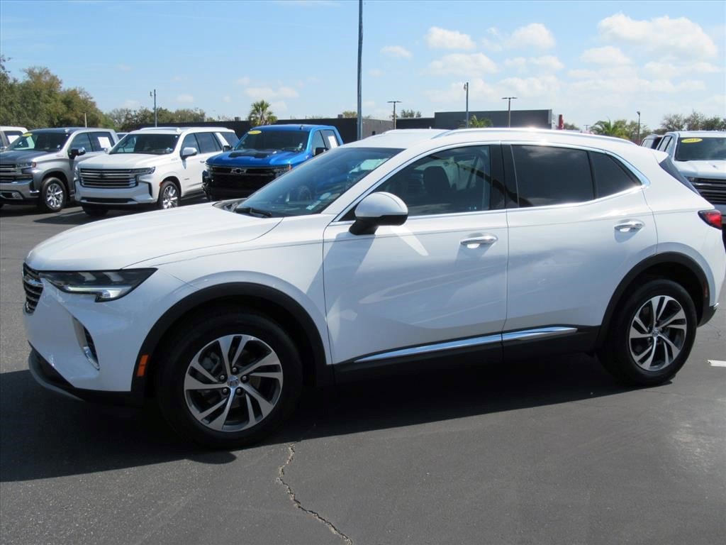 Certified 2023 Buick Envision Essence image 2