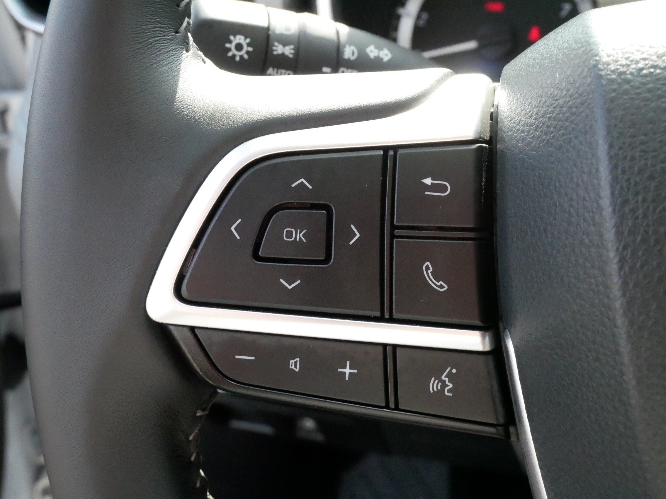 Certified 2026 Toyota Highlander XLE AWD/4WD image 27