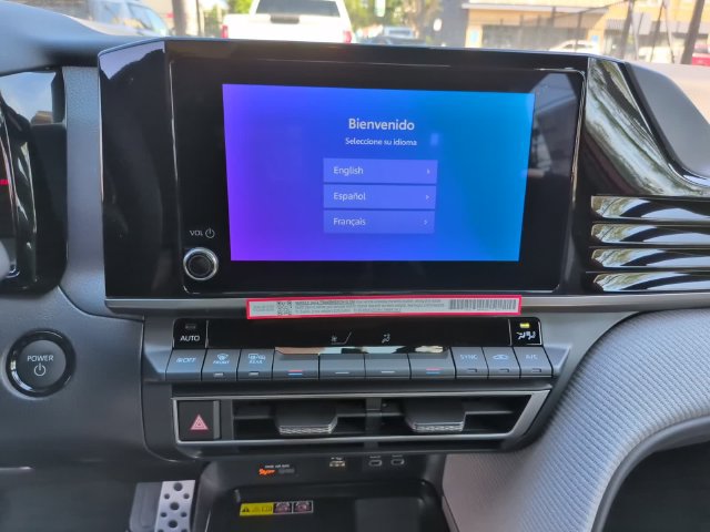 Used 2026 Toyota Camry SE FWD image 18