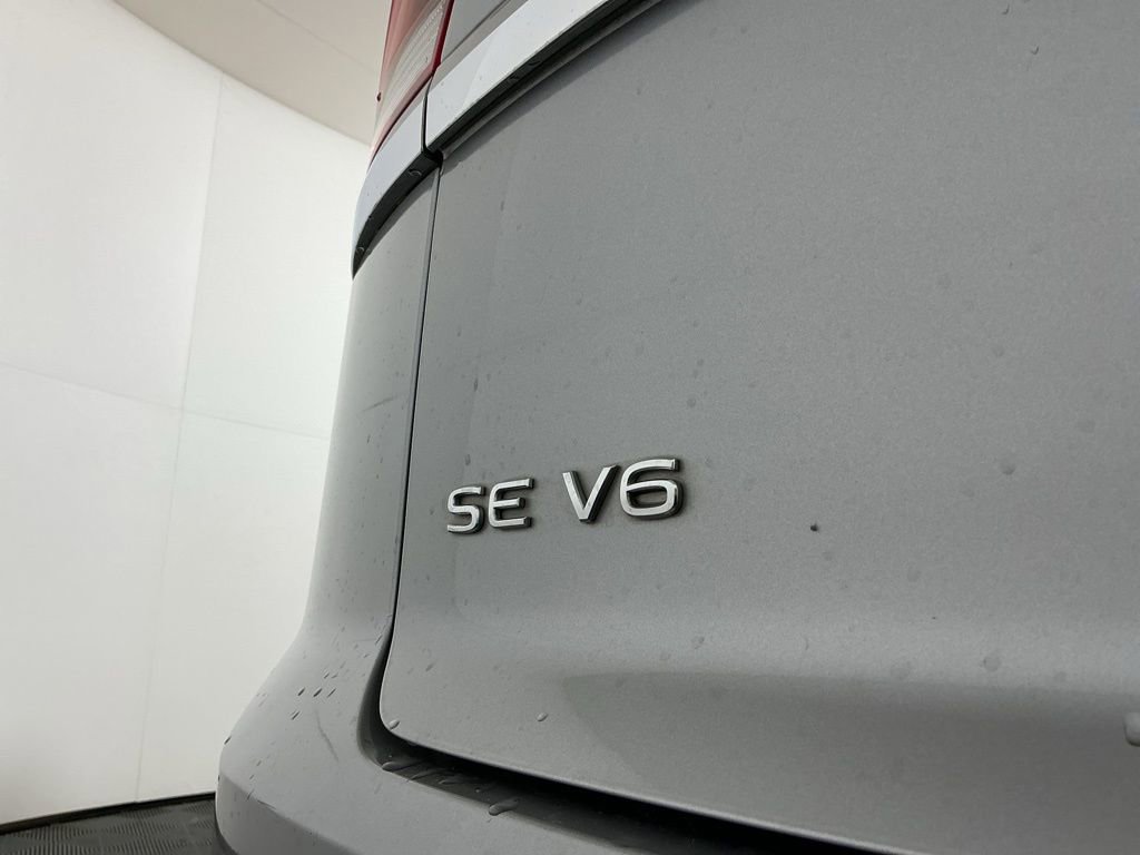 Used 2020 Volkswagen Atlas Cross Sport SE w/ Panoramic Sunroof Package image 8