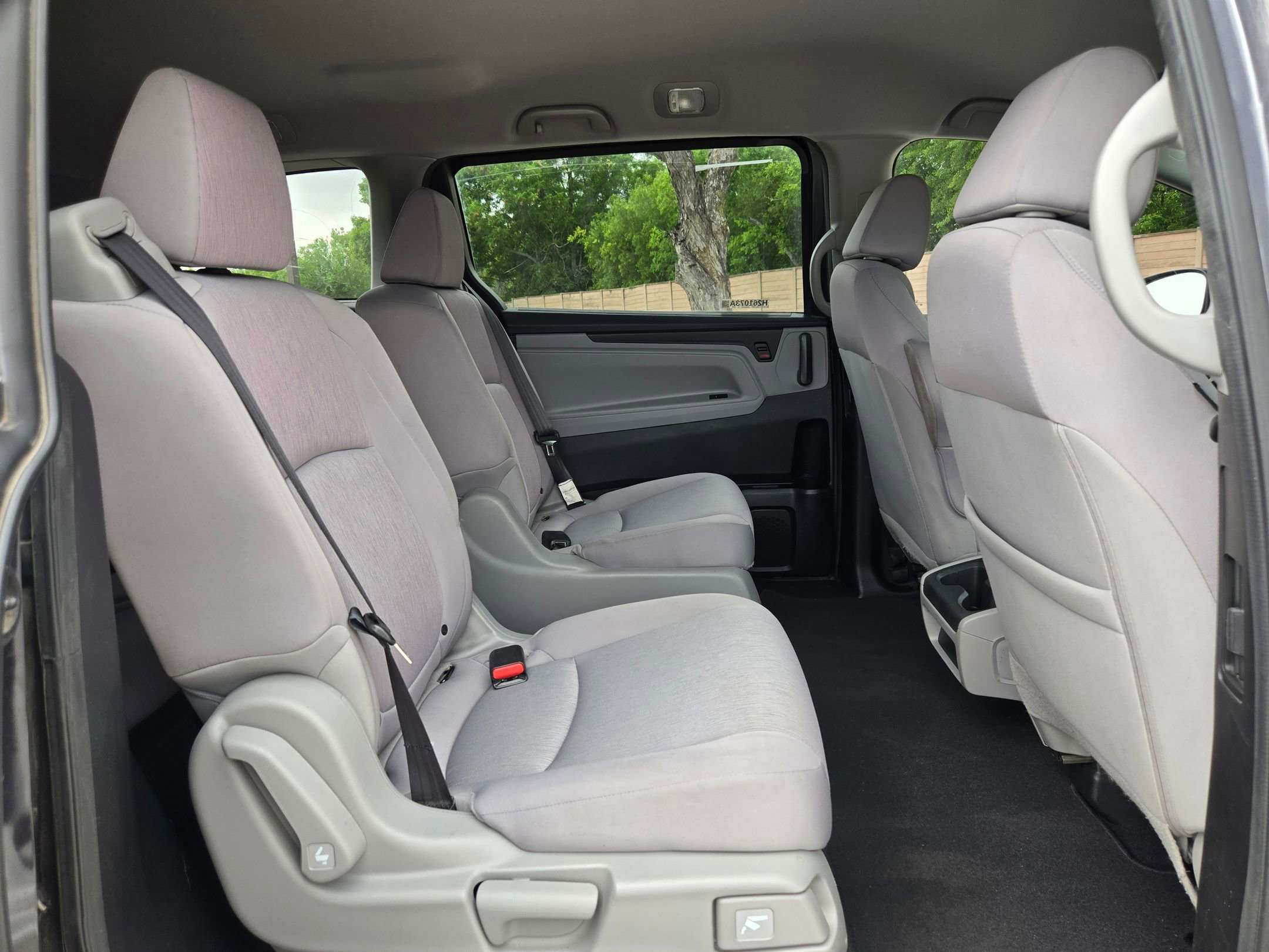 Used 2018 Honda Odyssey LX image 24