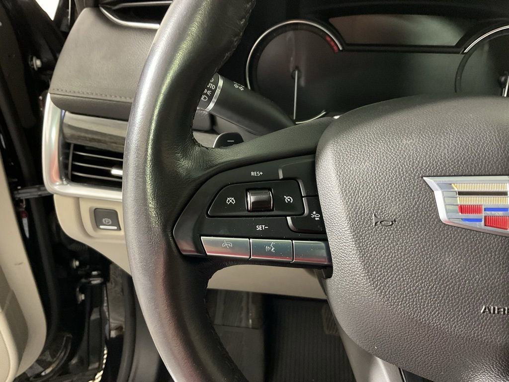 Used 2020 Cadillac XT4 Premium Luxury w/ Driver Awareness Package image 26