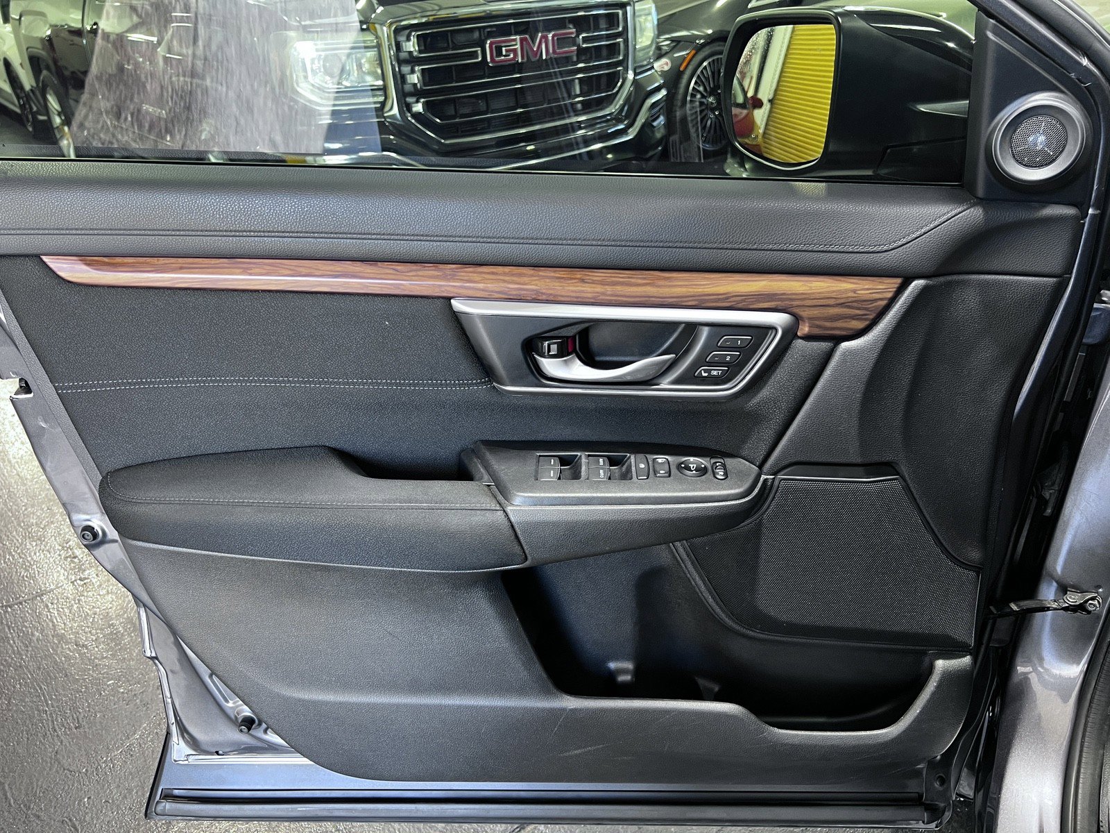 Used 2022 Honda CR-V EX image 24