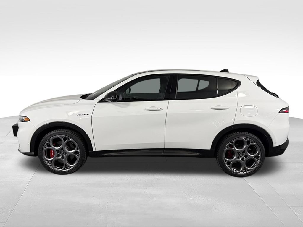 Used 2024 Alfa Romeo Tonale Ti AWD/4WD image 8