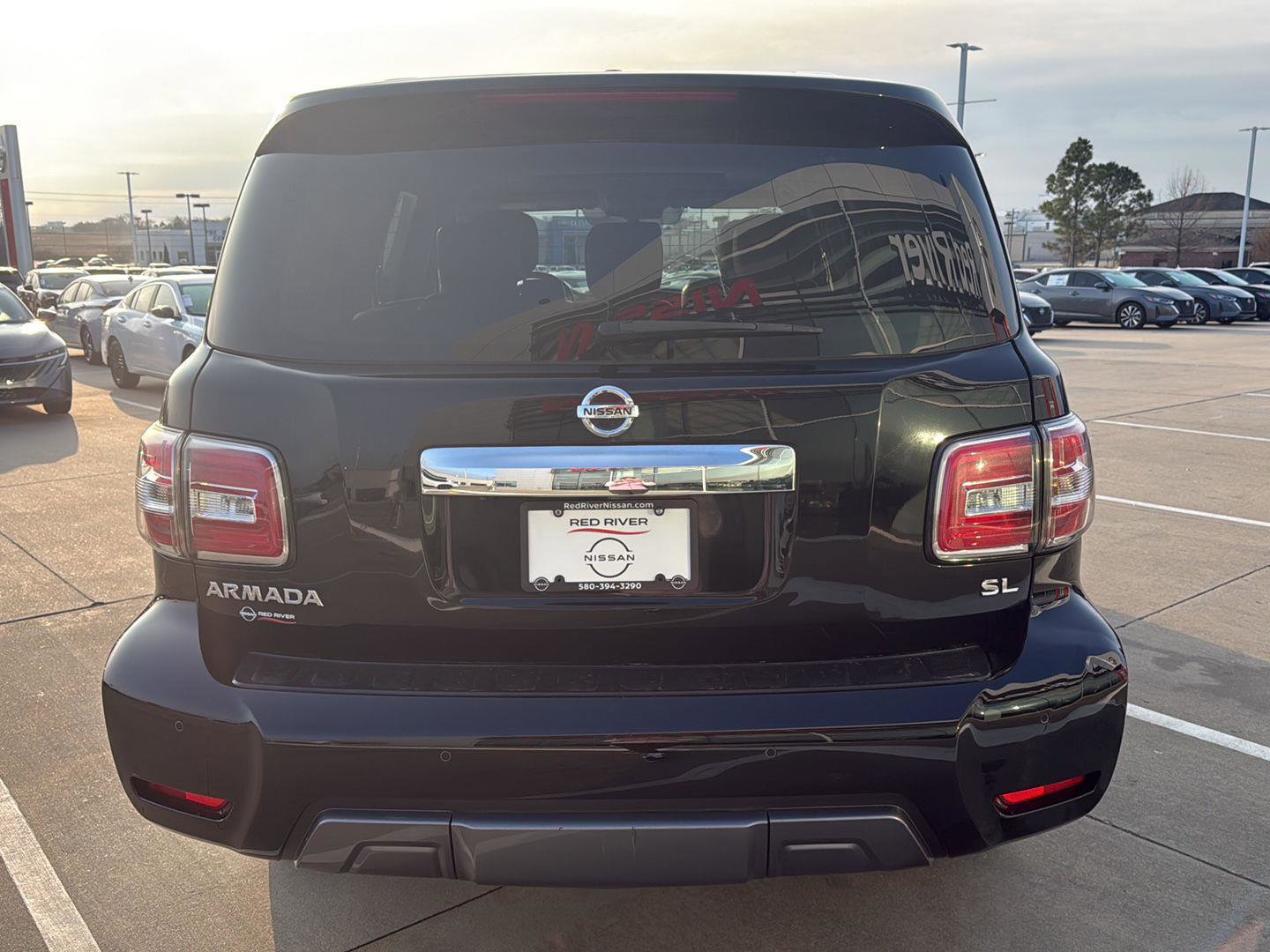 Used 2020 Nissan Armada SL w/ Premium Package image 7