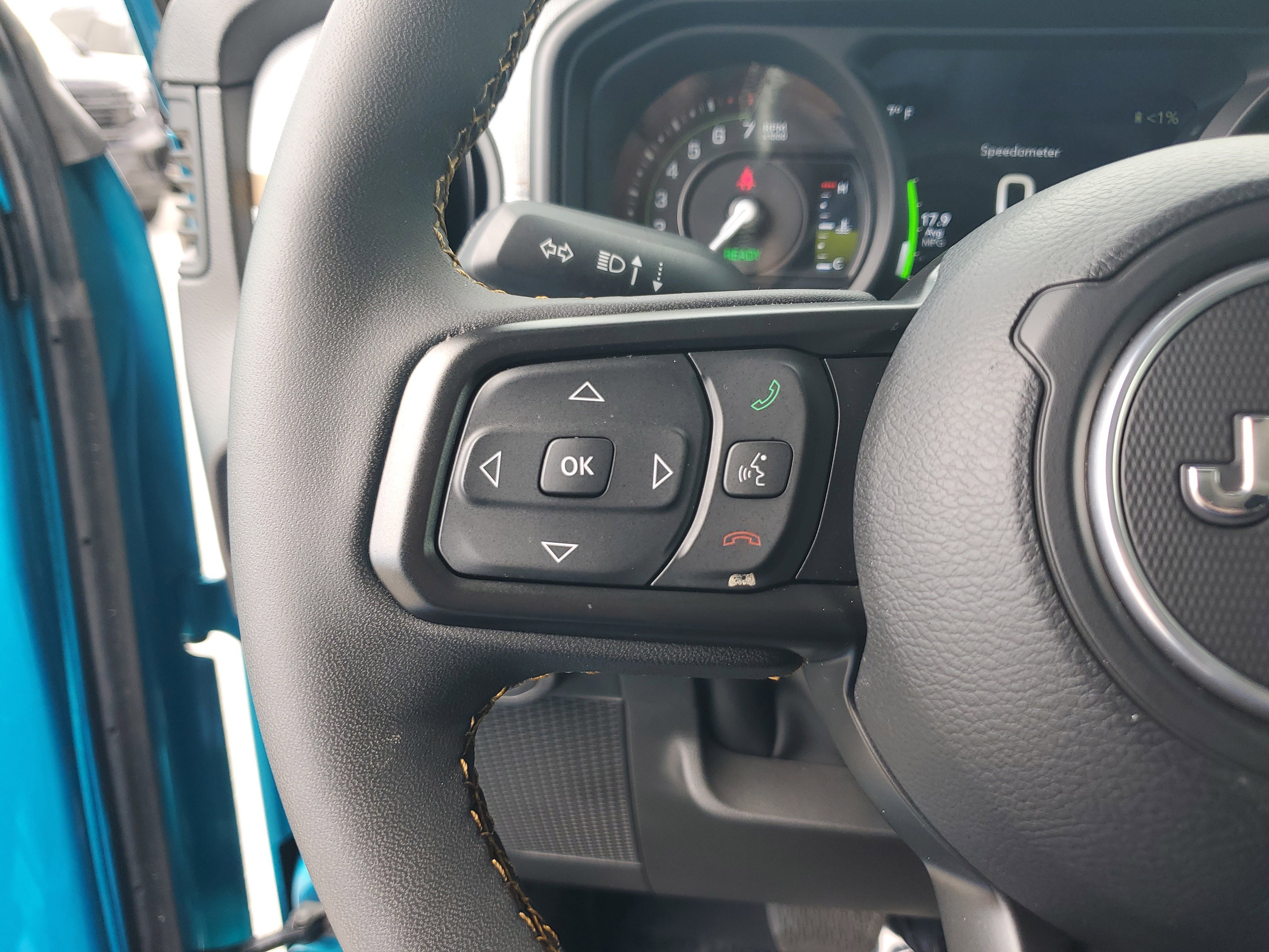 Used 2024 Jeep Wrangler Unlimited AWD/4WD image 21