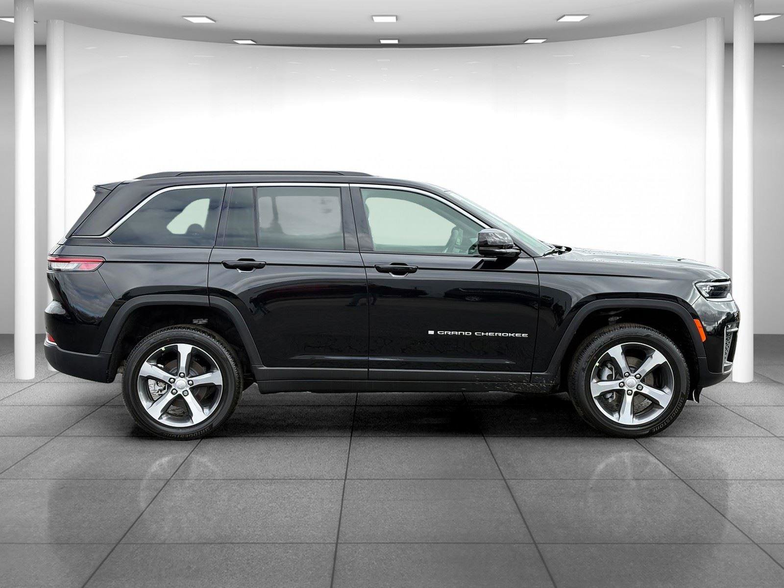 New 2026 Jeep Grand Cherokee Limited image 8