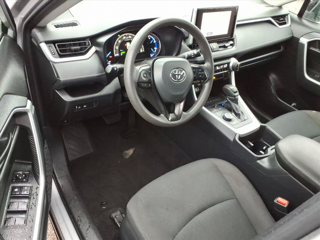 Used 2025 Toyota RAV4 LE AWD/4WD image 19