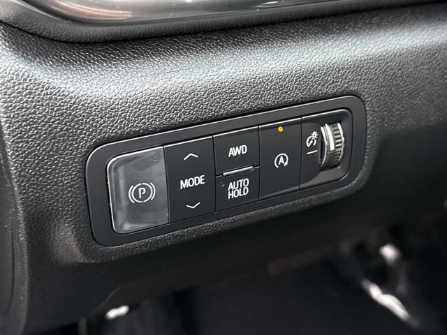Used 2025 GMC Terrain Elevation AWD/4WD image 20