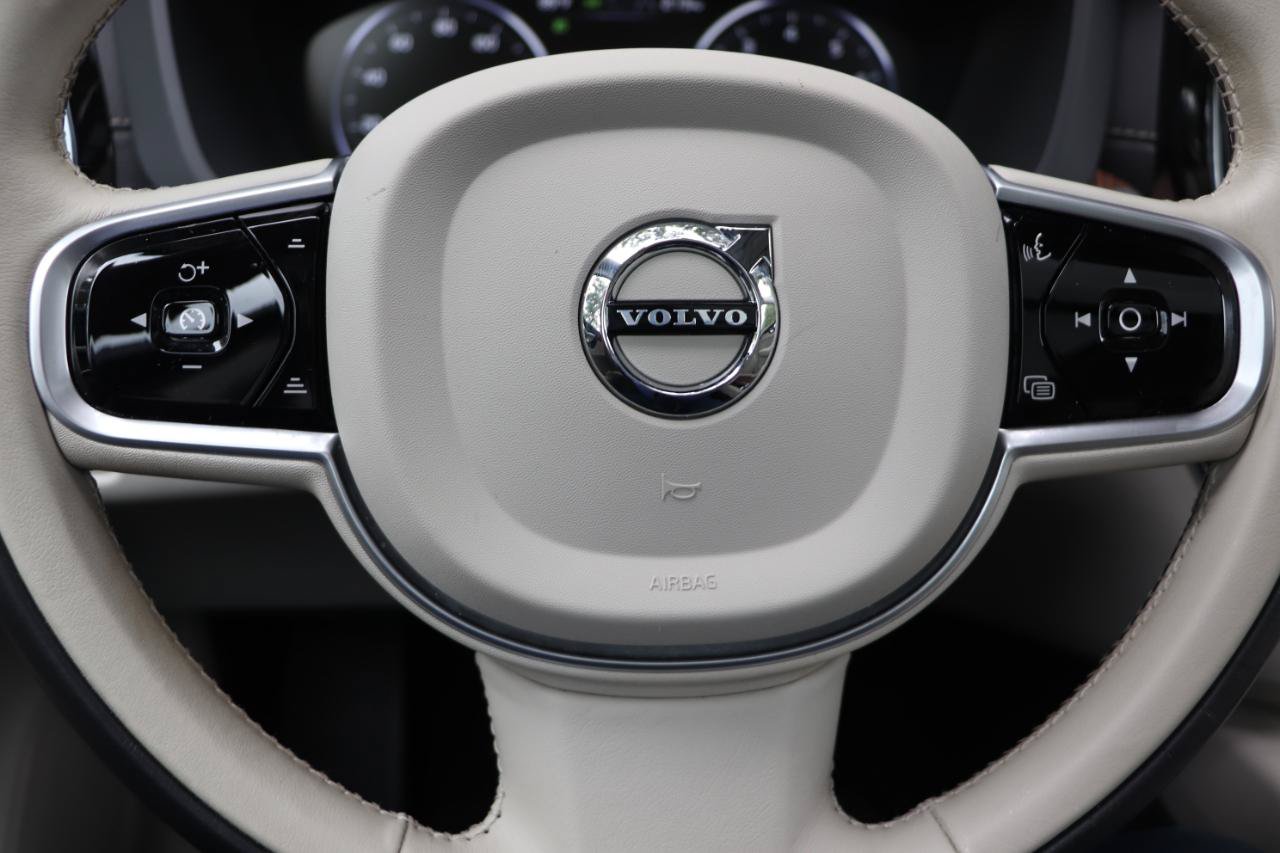 Used 2020 Volvo XC60 T5 Inscription w/ Protection Package Premier AWD/4WD image 13