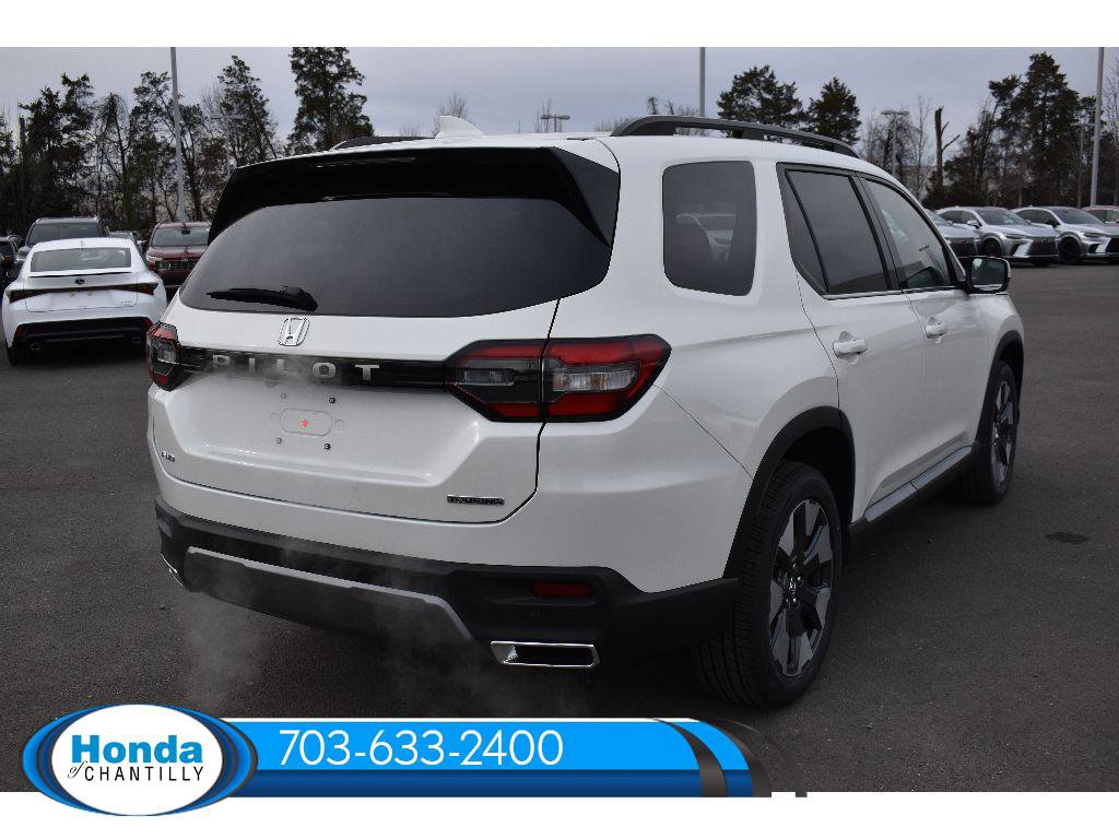New 2026 Honda Pilot Touring image 7