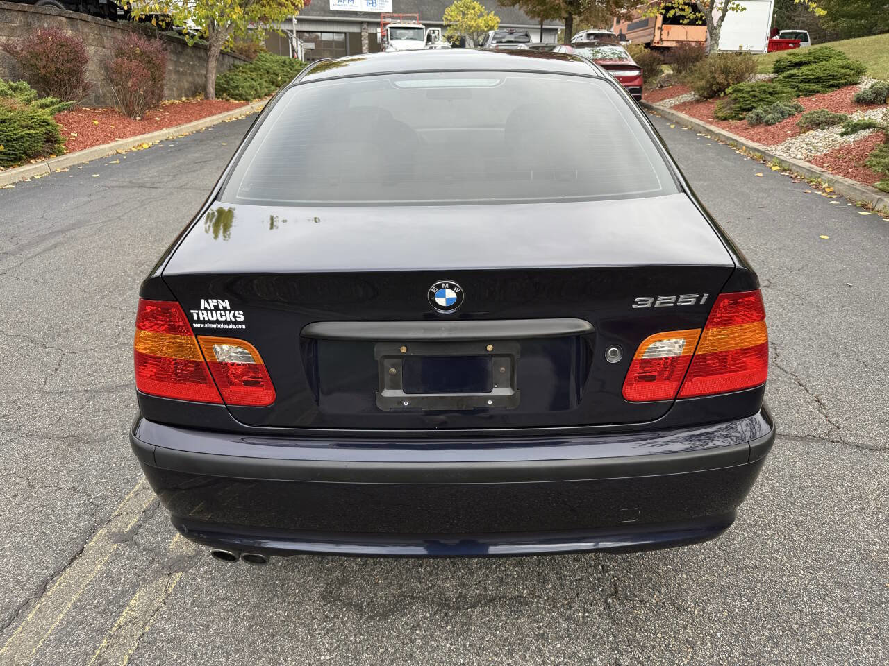Used 2003 BMW 325i Sedan image 6