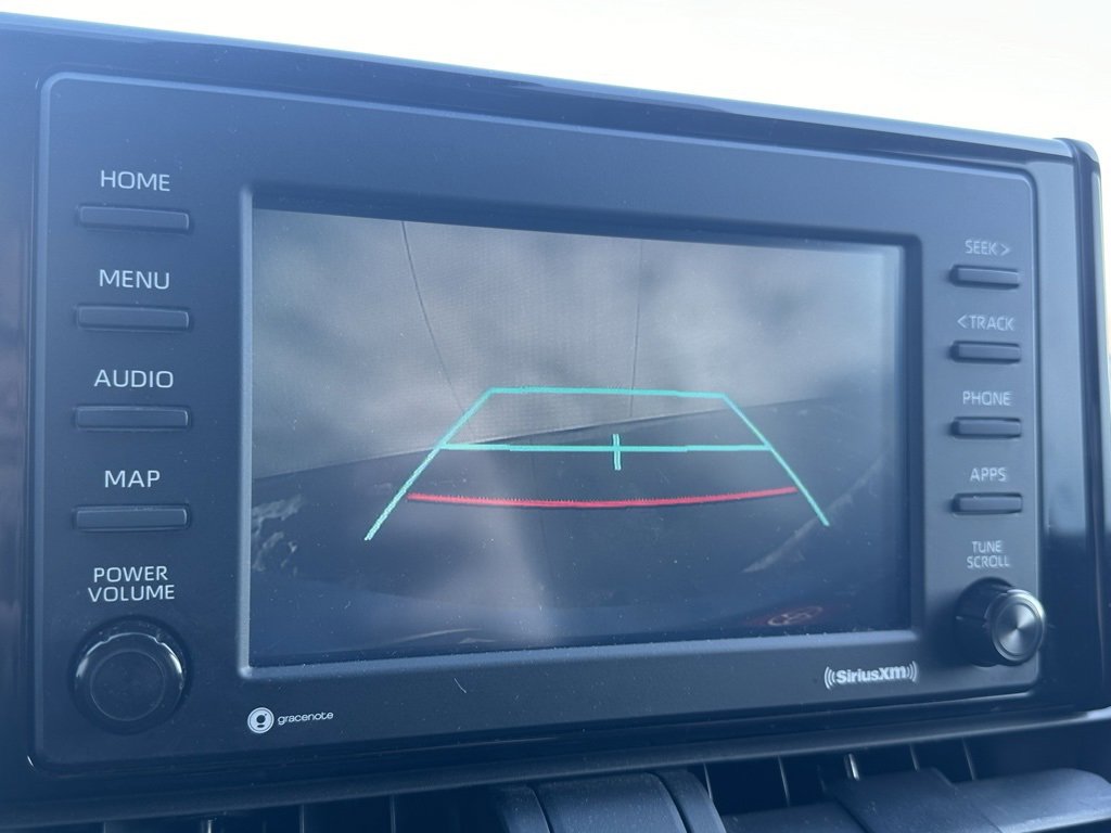 Used 2021 Toyota RAV4 LE image 33