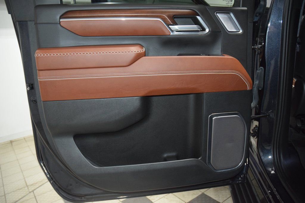 Used 2024 GMC Sierra 2500 Denali Ultimate image 48