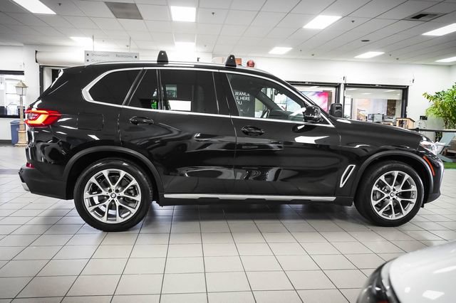 Used 2019 BMW X5 xDrive40i w/ Premium Package 2 AWD/4WD image 5