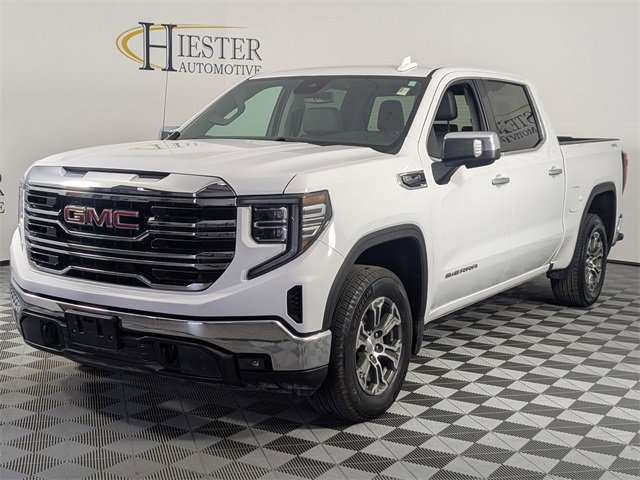 Certified 2025 GMC Sierra 1500 SLT image 4
