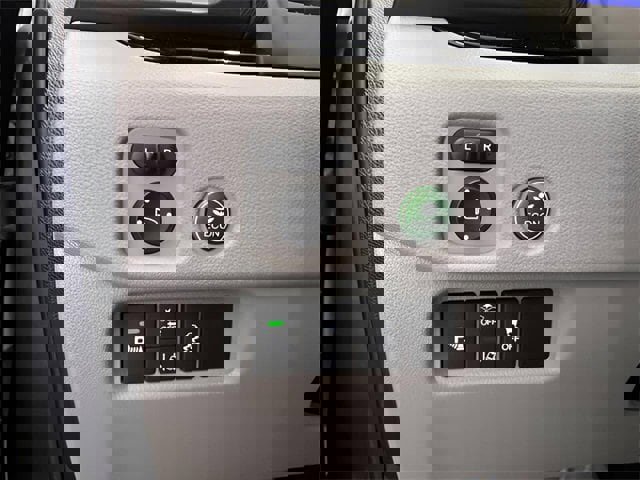 Used 2021 Honda Pilot Touring image 30