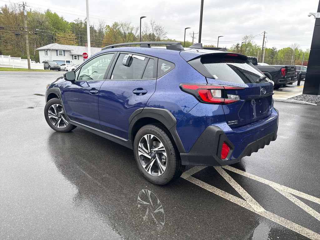 Used 2025 Subaru Crosstrek 2.0i Premium AWD/4WD image 3
