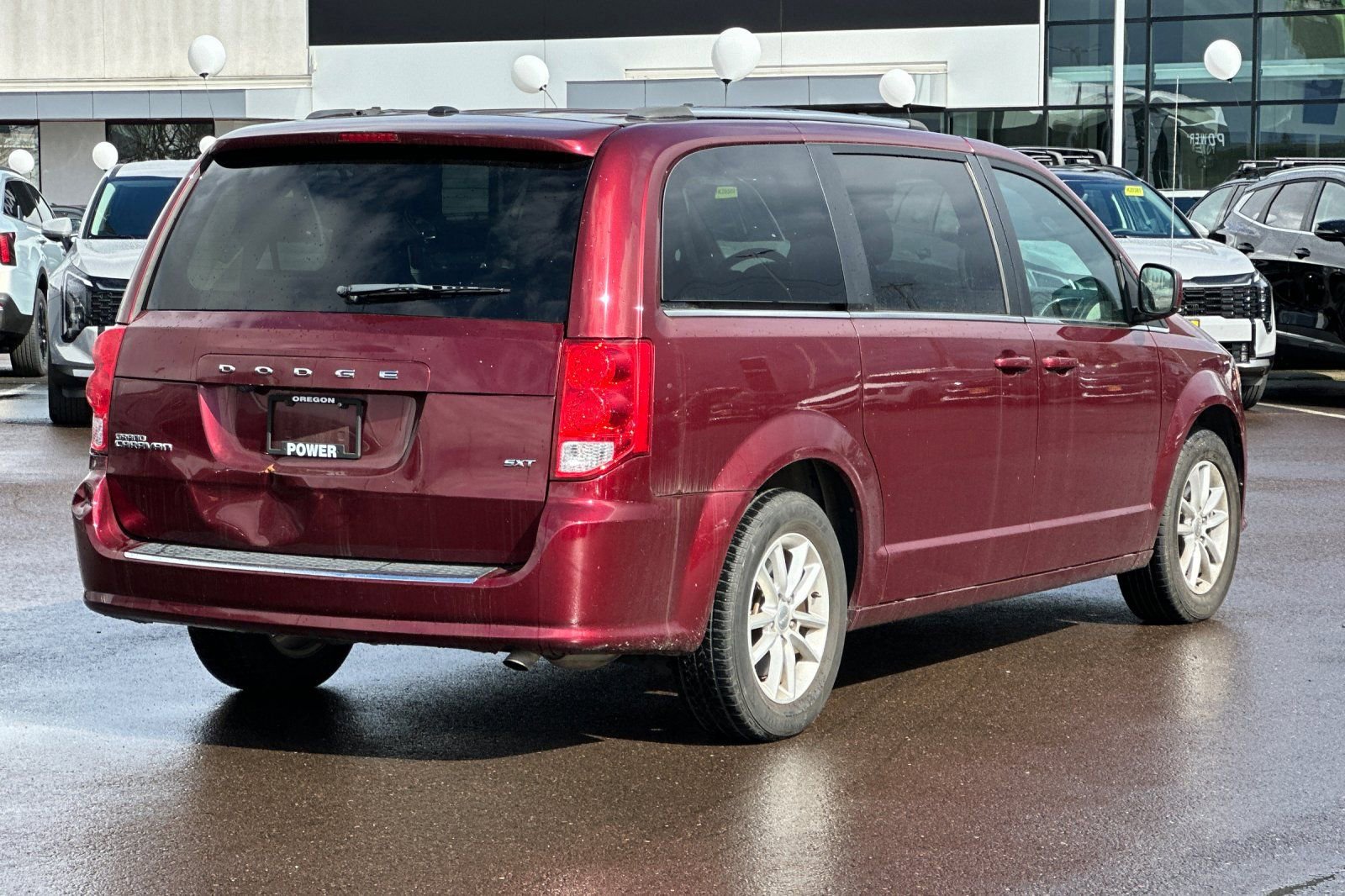 Used 2020 Dodge Grand Caravan SXT image 4