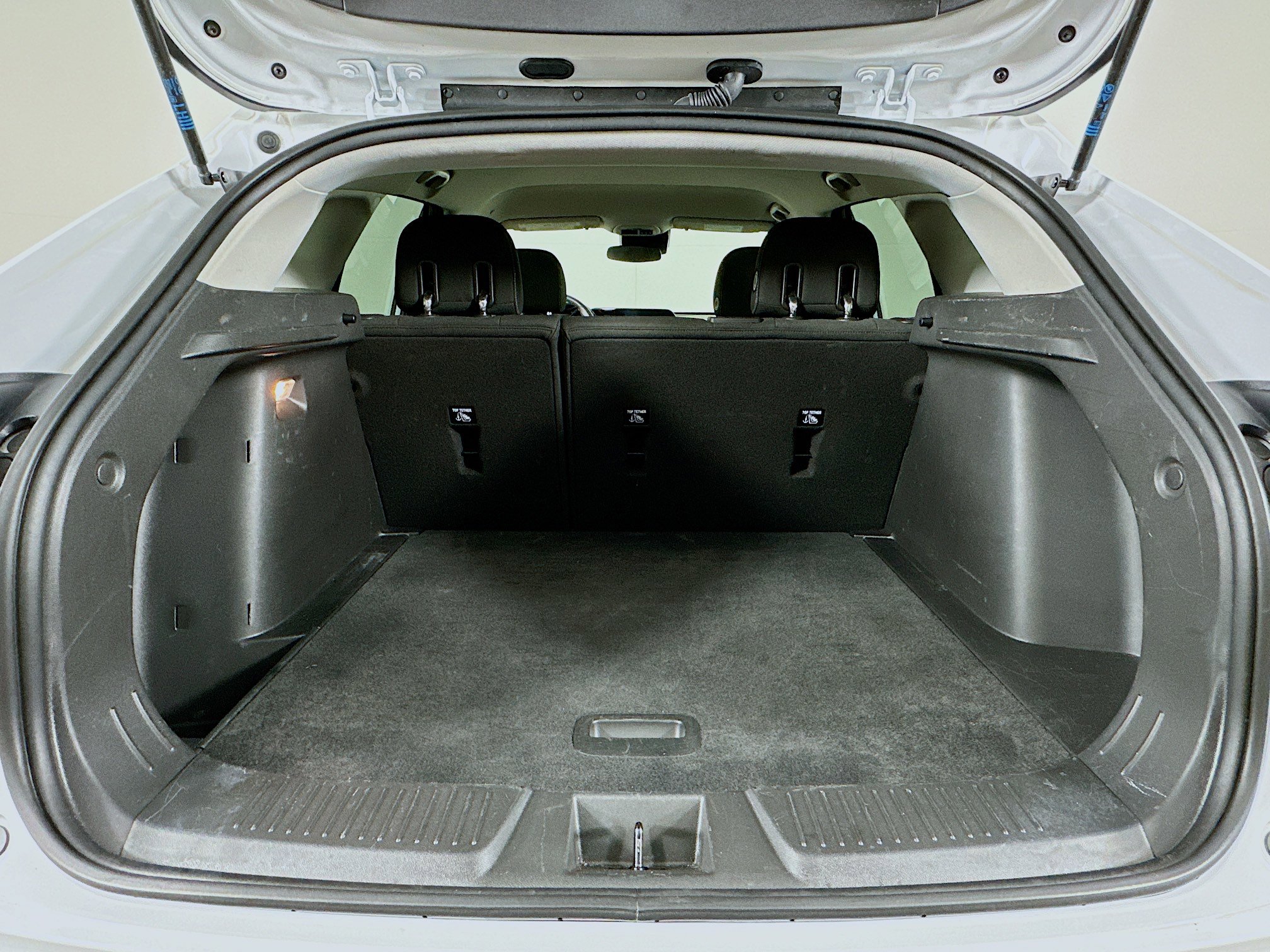 Used 2025 Chevrolet Trax LS image 27