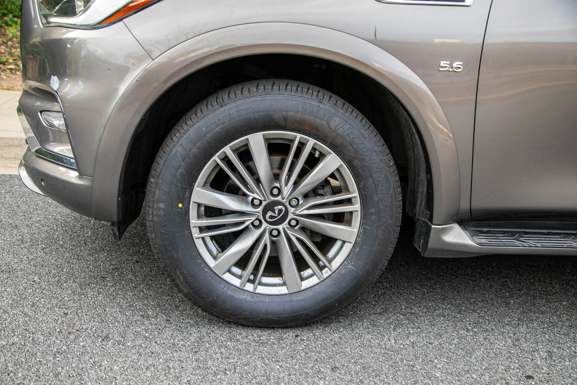 Used 2018 INFINITI QX80 Sport Utility 4D image 11