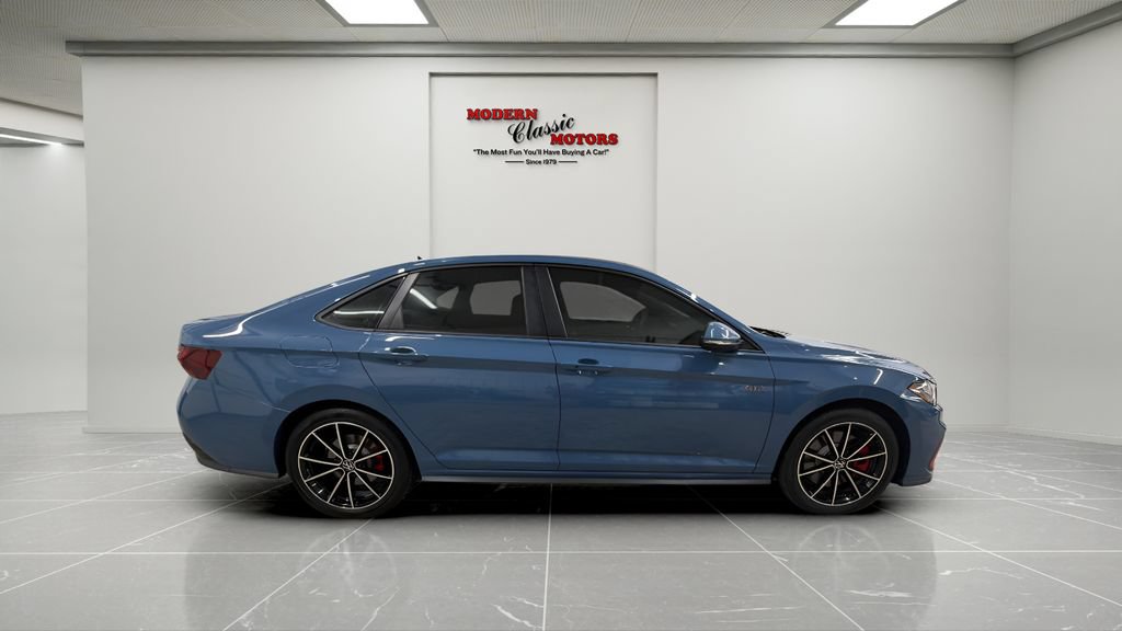 Used 2026 Volkswagen Jetta GLI Autobahn FWD image 6