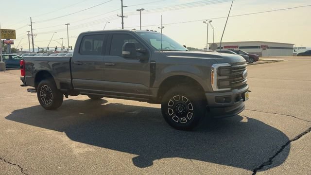 Used 2026 Ford F350 Platinum AWD/4WD image 2