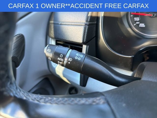 Used 2024 GMC Terrain SLT w/ Infotainment Package II image 32