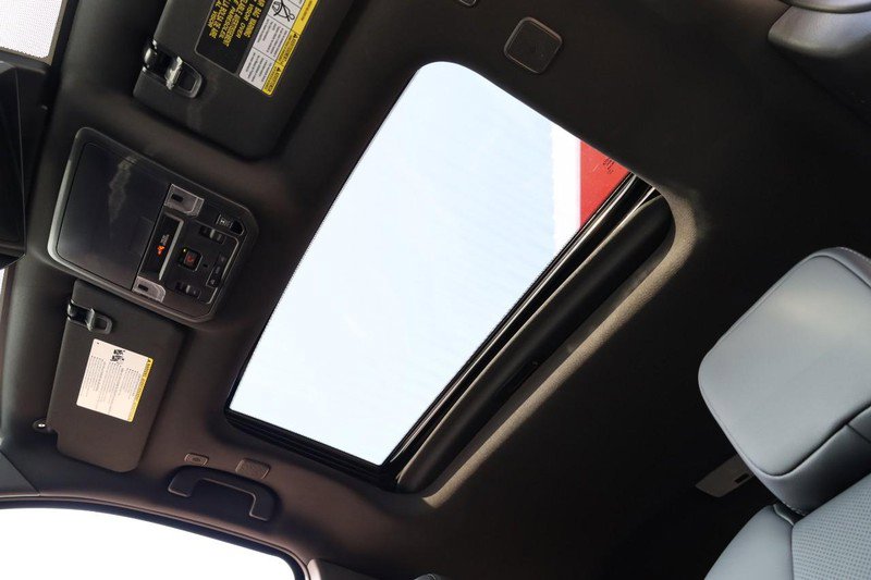 New 2025 Toyota Tacoma TRD Off-Road image 9