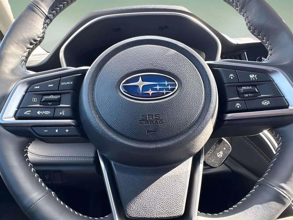 Used 2025 Subaru Outback Touring XT w/ Tech Package 3 image 17